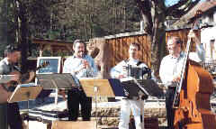 "Onkel Jakob's Stubemusik" in ihrer aktuellen Besetzung mit Wilfried, Jrgen, Thomas und Bernhard