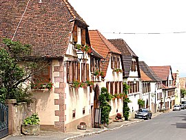 Fachwerkhuser an der Nordweite der "Grand'rue" abwrts