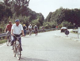 Wilfried, Charly, Erwin, Norbert, Werner, zwei Fremde